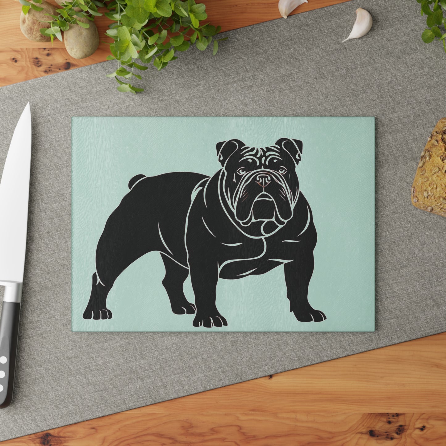Personalized Bulldog Glass Cutting Board - Stylish Kitchen Decor for Dog Lovers