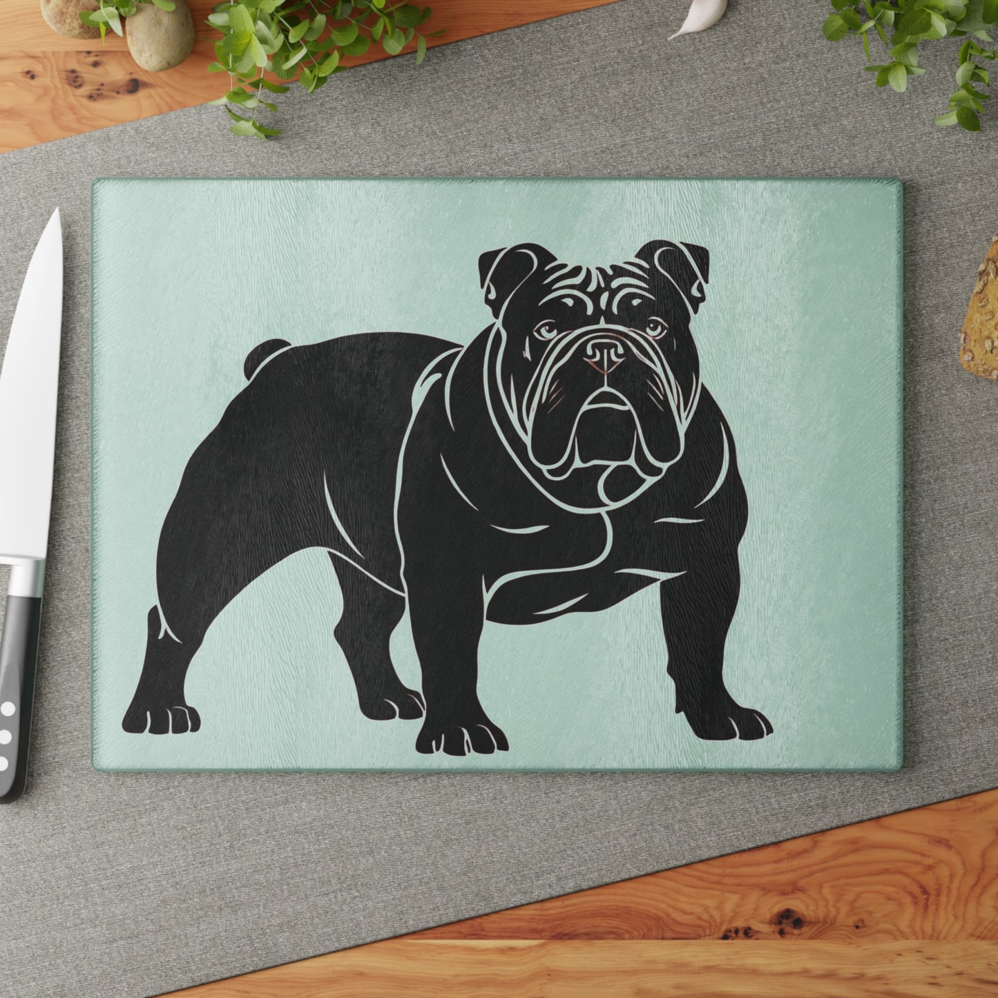 Personalized Bulldog Glass Cutting Board - Stylish Kitchen Decor for Dog Lovers