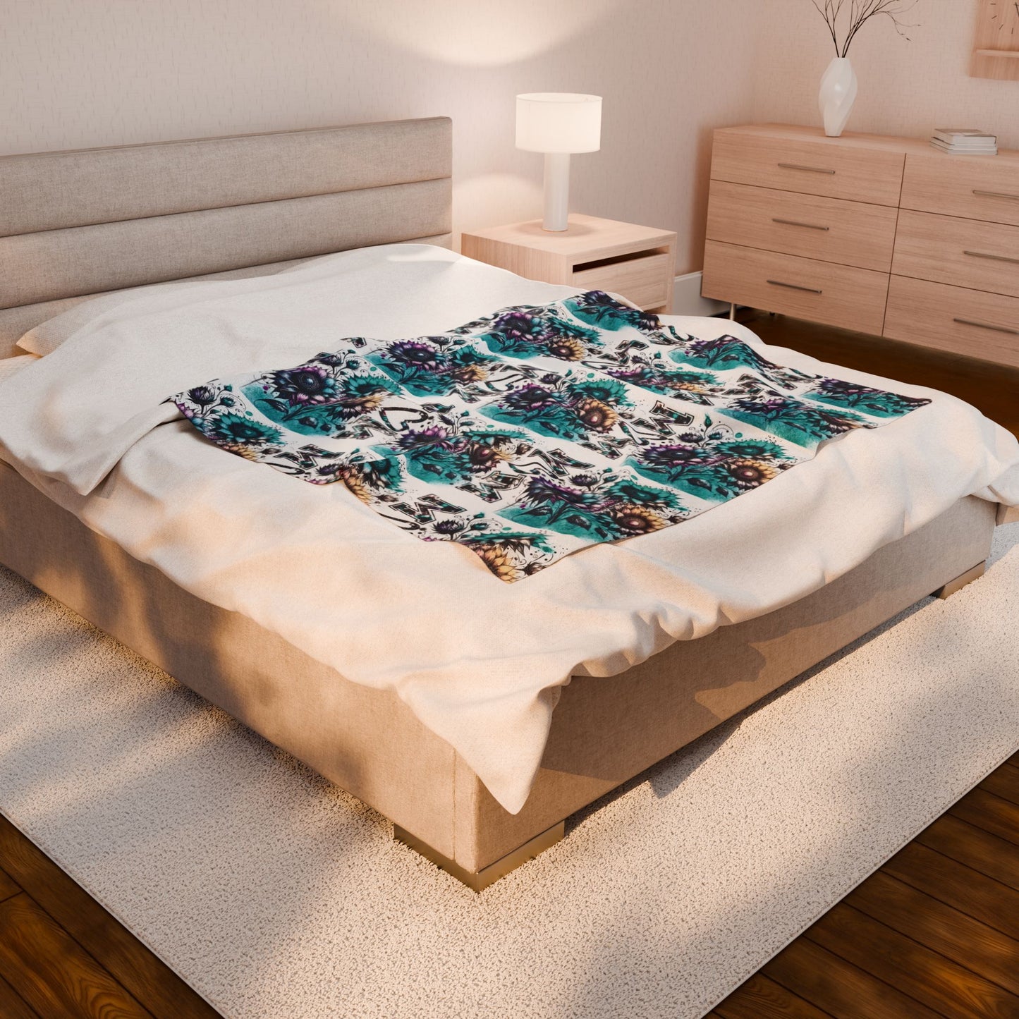 Cozy Floral Velveteen Plush Blanket - Perfect for Gifting and Home Decor